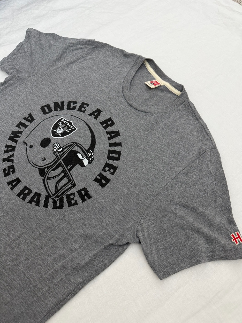 HOMAGE Gray Raiders Graphic Crew Tee
